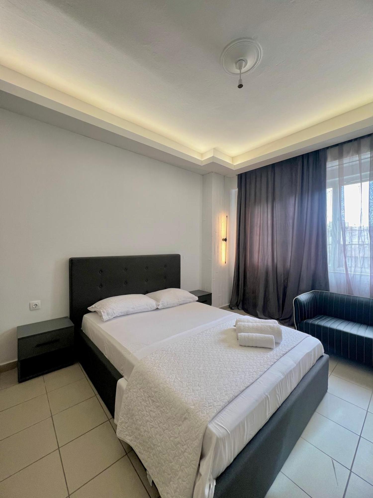 Central Apartment 6 Larissa Ngoại thất bức ảnh