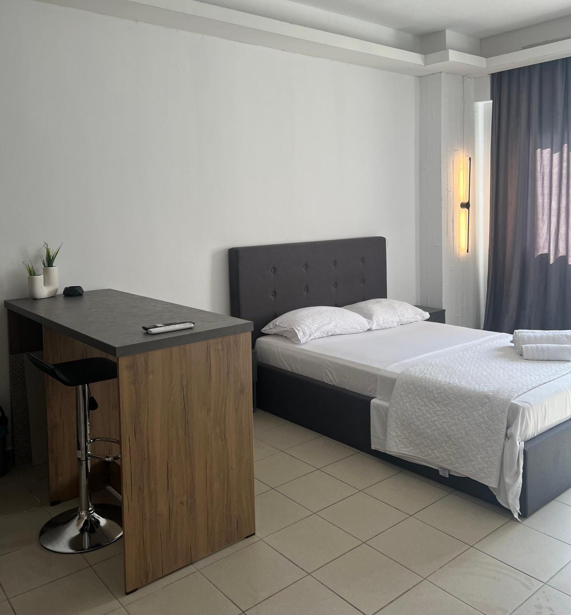Central Apartment 6 Larissa Ngoại thất bức ảnh